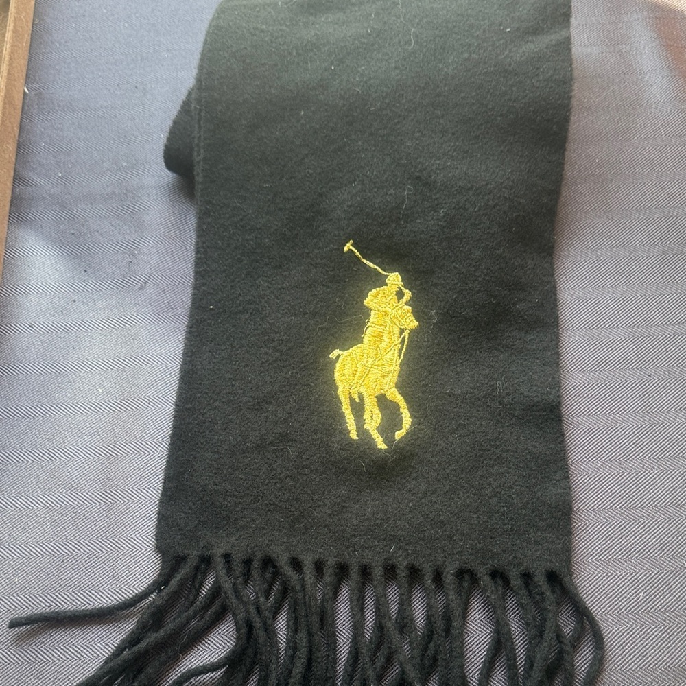 Polo by Ralph Lauren pure Cashmere  Black Scarf with Gold‎ Emblem